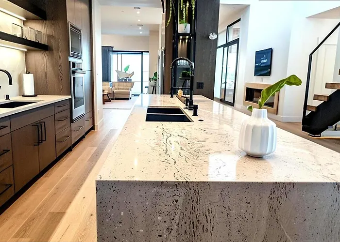 In Rhodos For 8 Guests